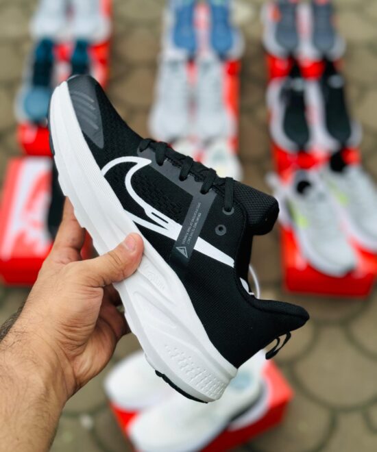 Nike Air Zoom Flyknit Lunar 3 Shoes