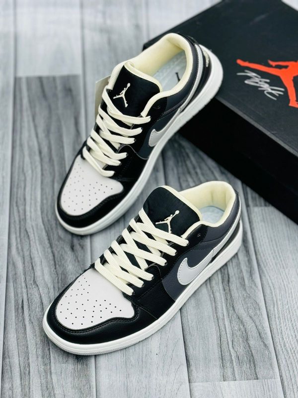 nike Air Jordan 1 Low Running Shoes