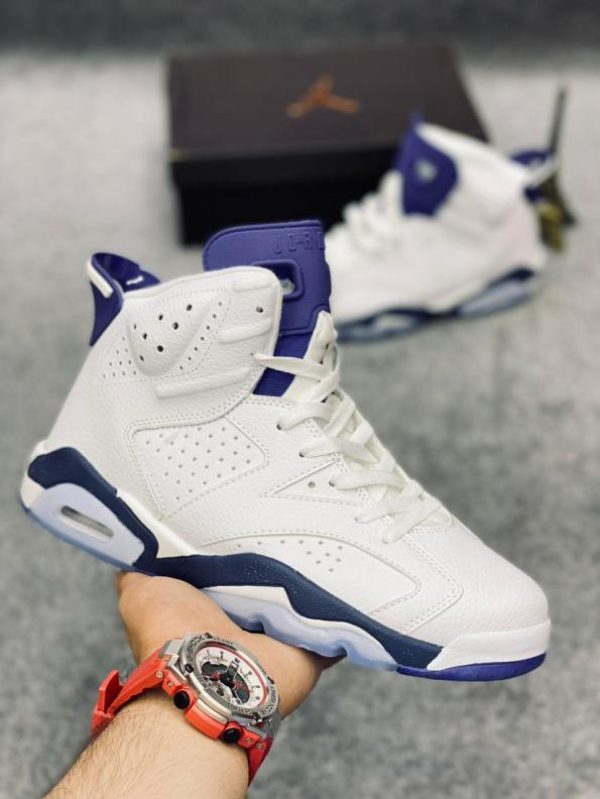 Air Jordan 6 Retro