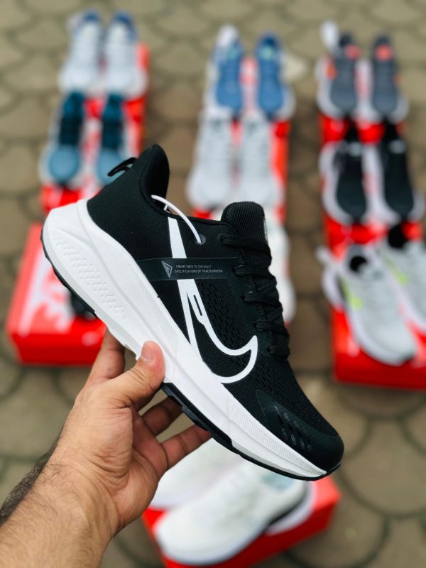 Nike Air Zoom Flyknit Lunar 3 Shoes