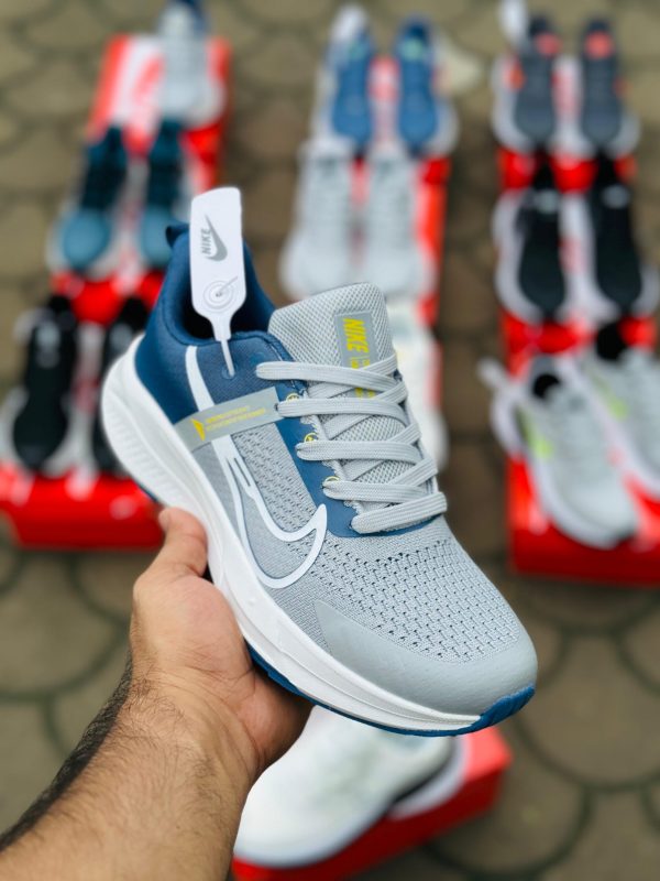 Nike Air Zoom Flyknit Lunar 3 Shoes