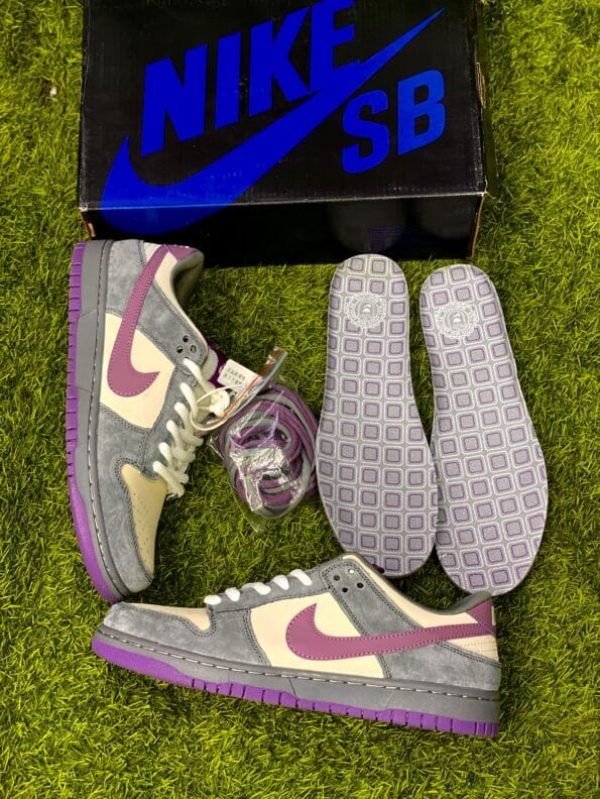 Nike SB Dunk Low Purple Pigeon