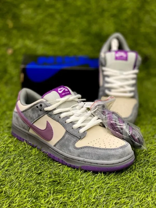 Nike SB Dunk Low Purple Pigeon
