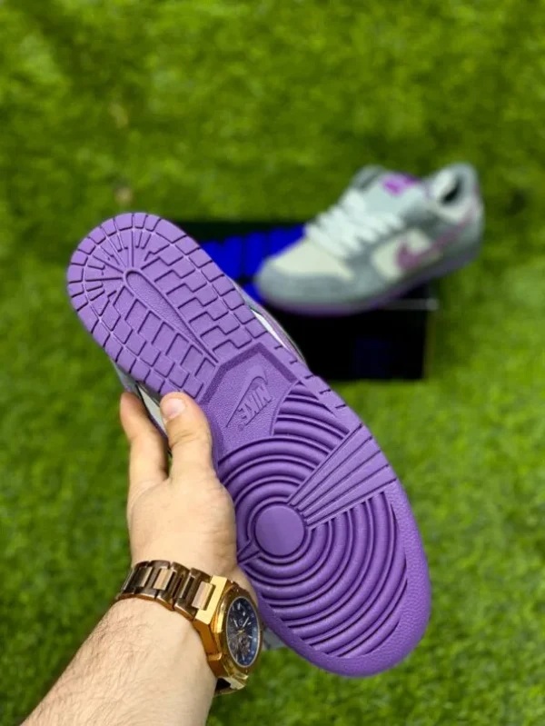 Nike SB Dunk Low Purple Pigeon