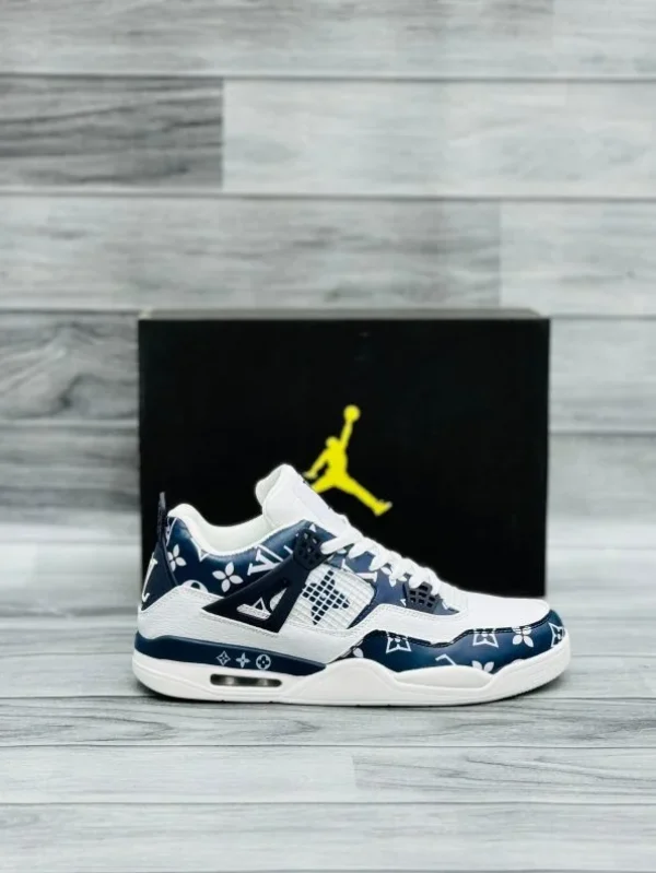 Nike Air Jordan 4 LV