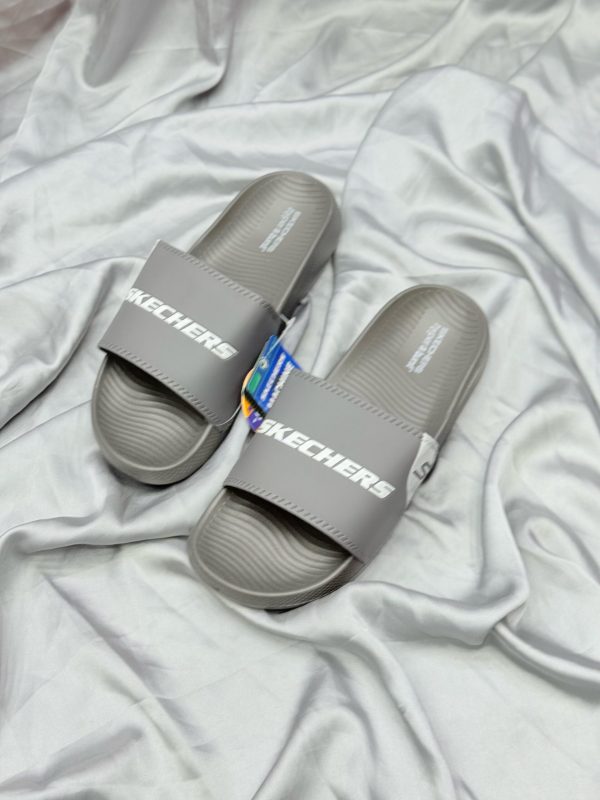 Skechers hyper burst slides