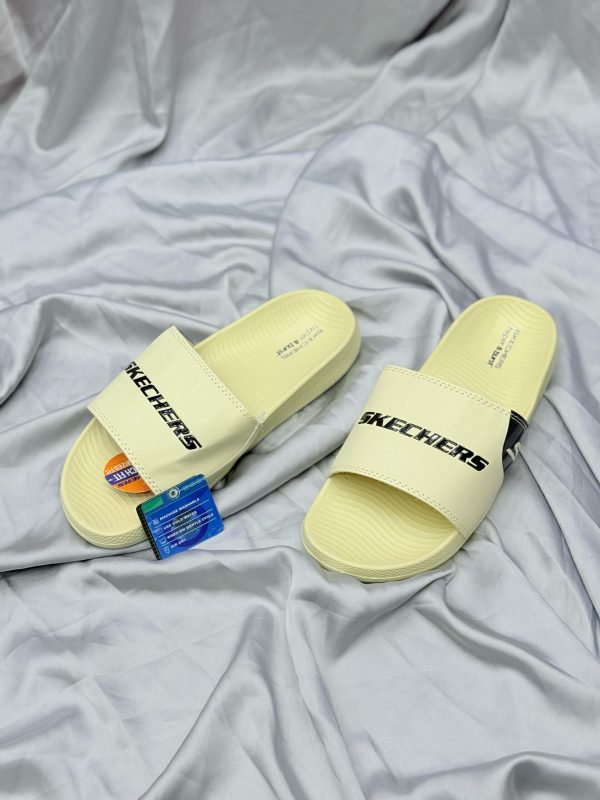 Skechers hyper burst slides