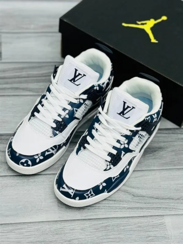 Nike Air Jordan 4 LV