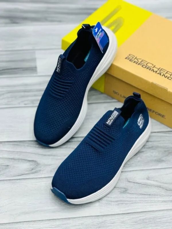 Buy Skechers Sneaker In Pakistan