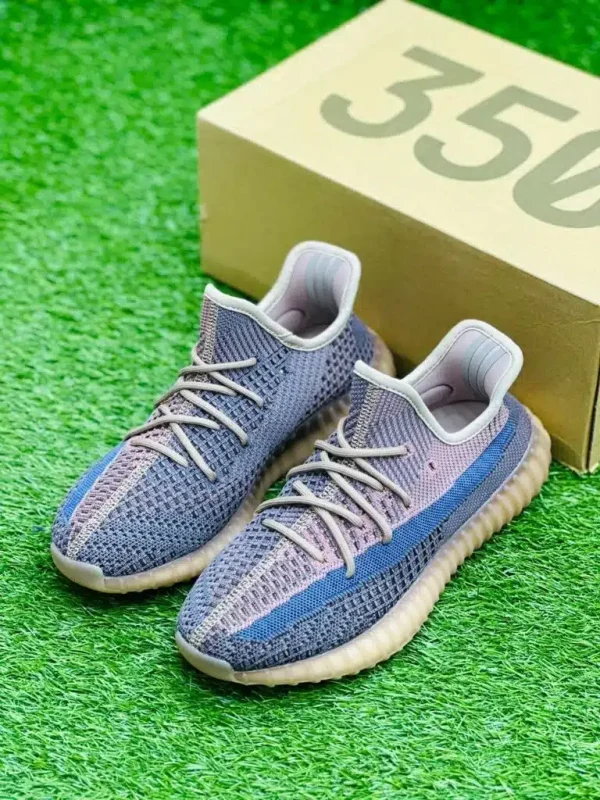 Adidas Yeezy 350 in Pakistan