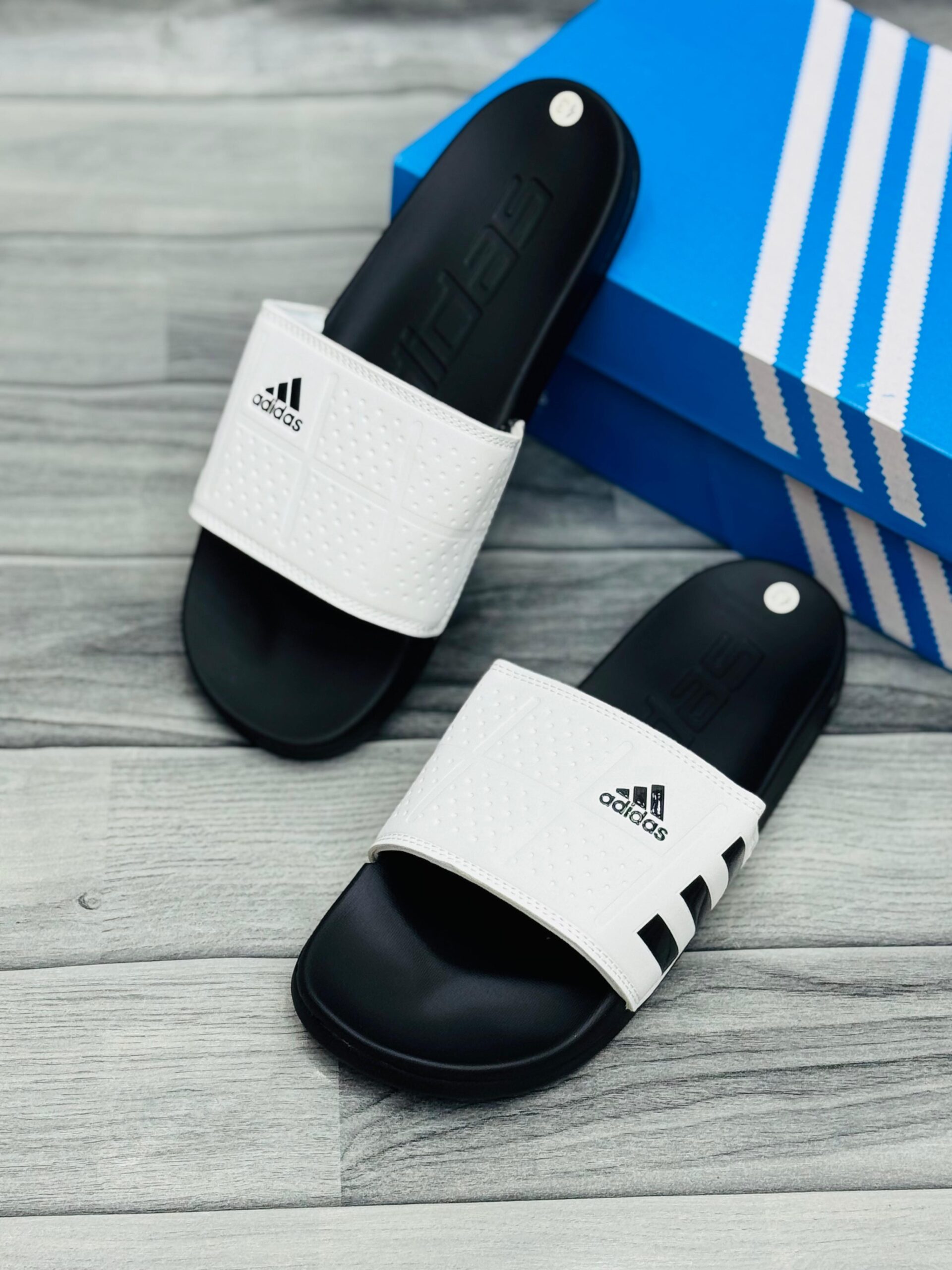 Adidas Adilette Soft Slides