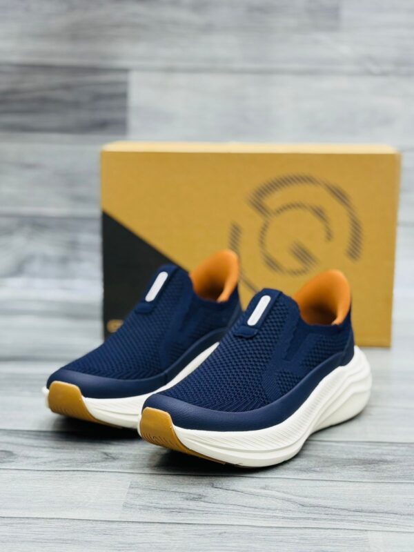 Skecher growing medicated memory foam 