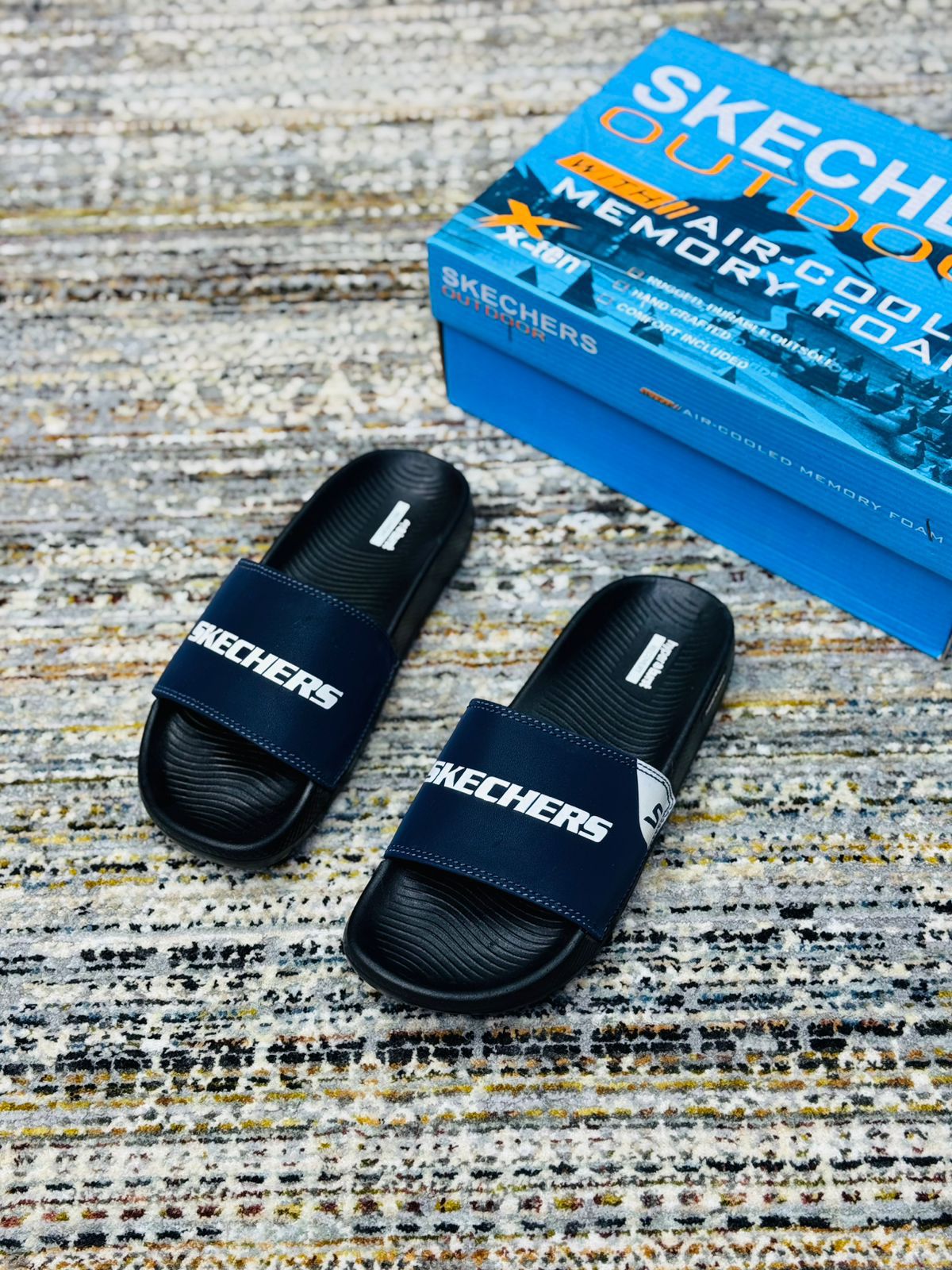 Skechers Premium hyper burst slides